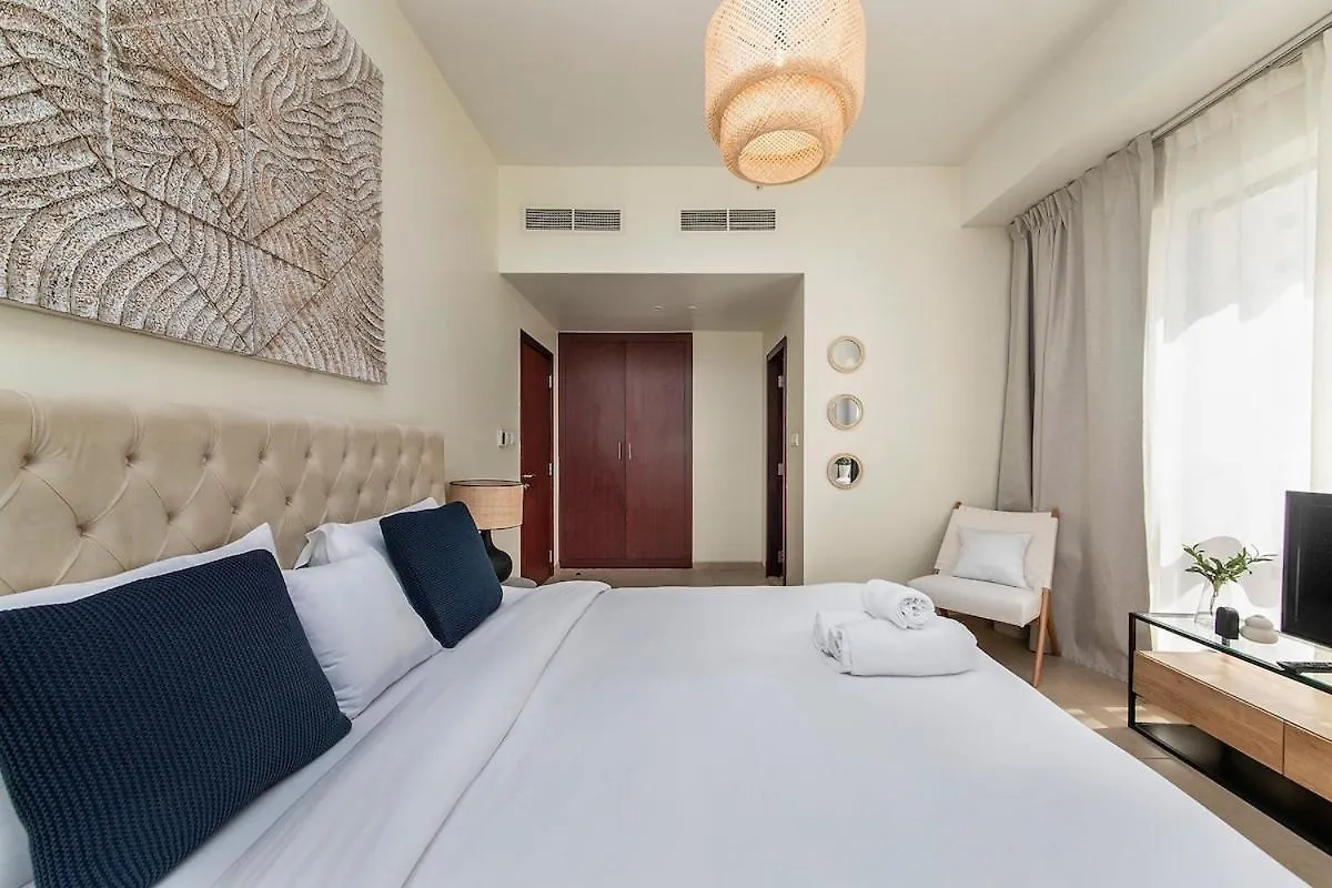 아파트 Dubai Marina 1Bdr Best Bahar